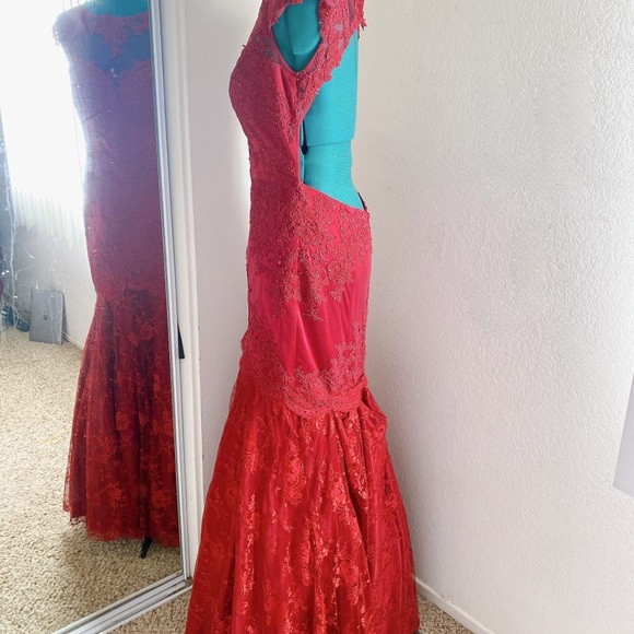 CLARISSE MAROON LACE SEQUIN SWEETHEART NECKLINE OPEN BACK MERMAID PROM DRESS 8 - Picture 5 of 5